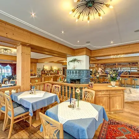 诺德卡帕酒店 Karlshagen